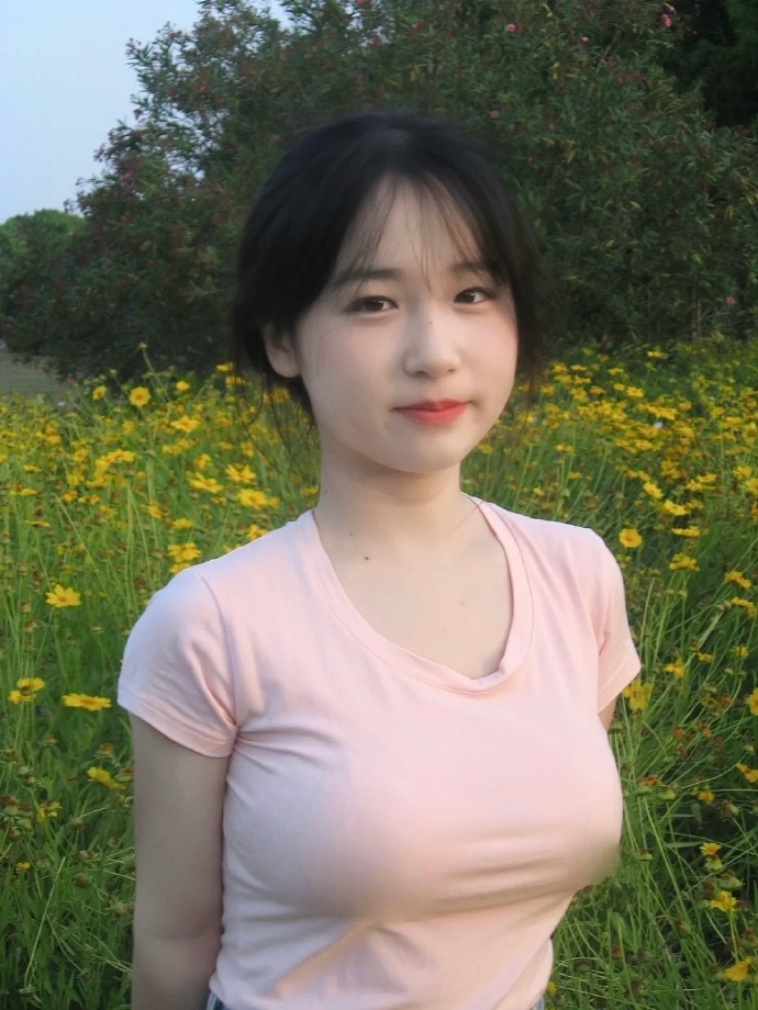 老头与老太hdAG真人亚洲(图1) 老头与老太hdAG真人亚洲(图1)